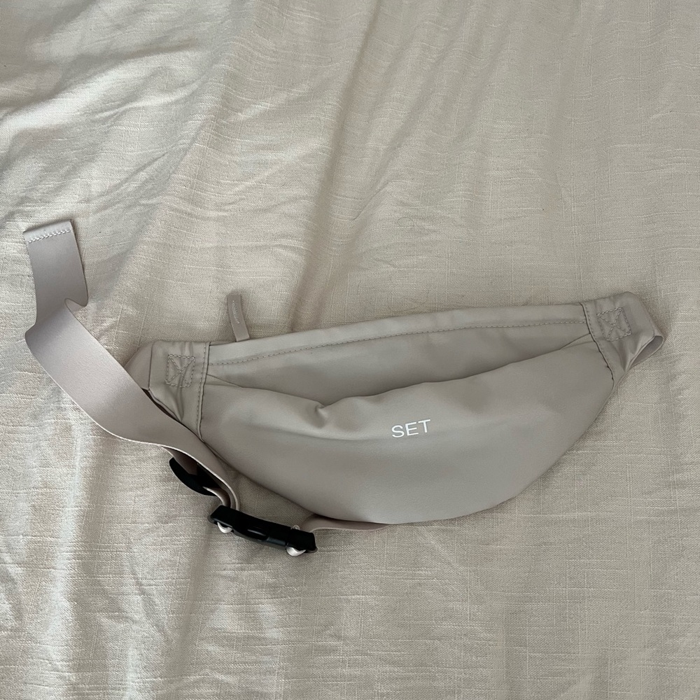 Set Active Fanny Pack